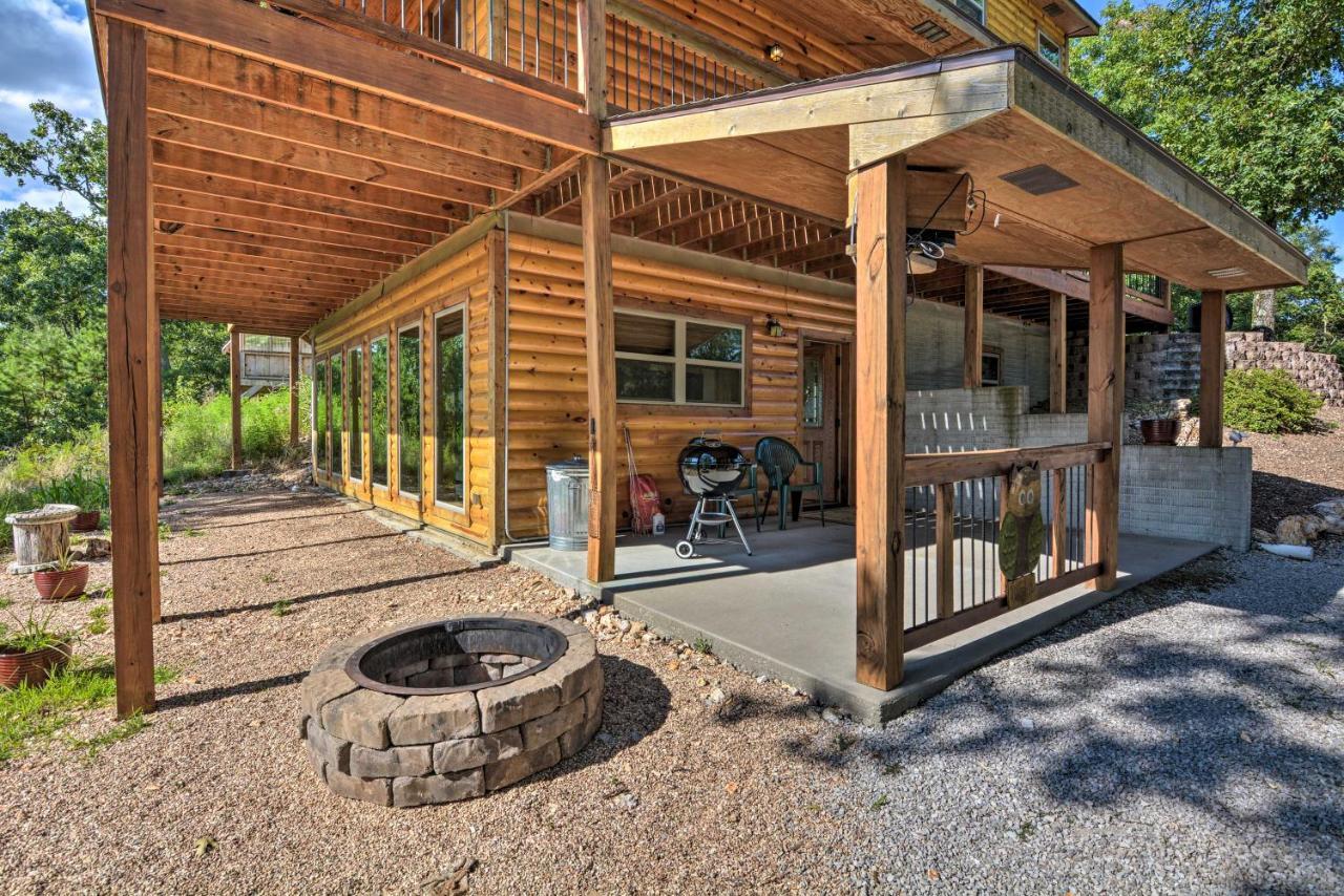 Spacious Log Cabin With Fire Pit And Game Room! Eureka Springs Esterno foto