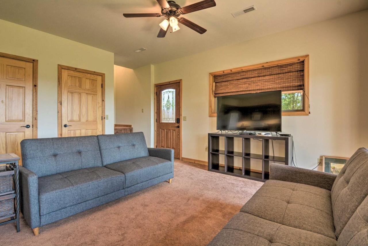 Spacious Log Cabin With Fire Pit And Game Room! Eureka Springs Esterno foto
