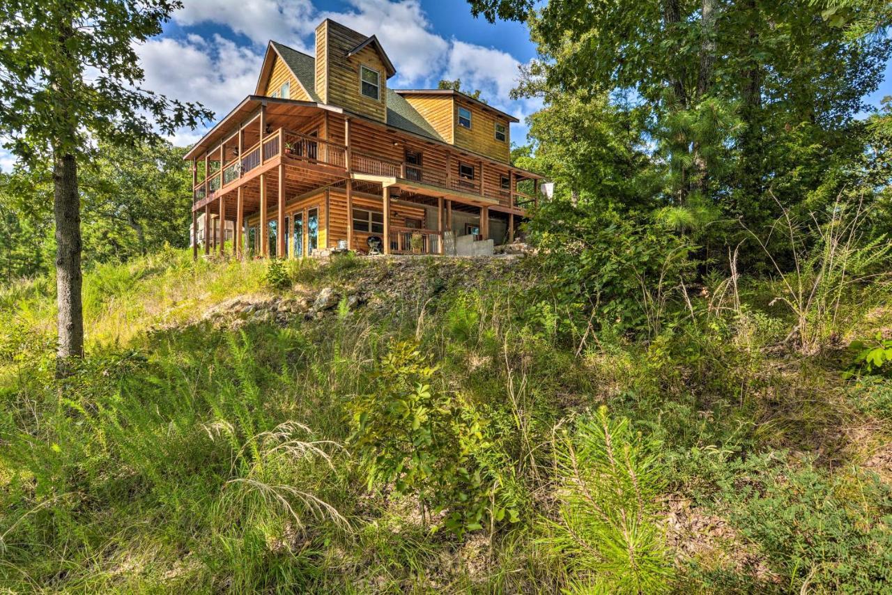 Spacious Log Cabin With Fire Pit And Game Room! Eureka Springs Esterno foto
